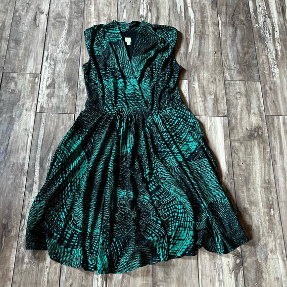 Tristan Dresses & Skirts - Excellent condition. Only worn once